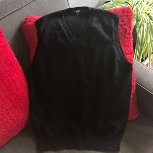 Cashmere v-neck vest- excellent condition